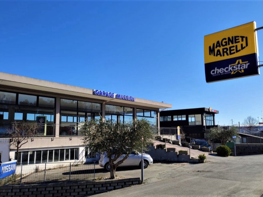 Autofficina  Officina     Gommista    Centro Revisione Riccione Rimini